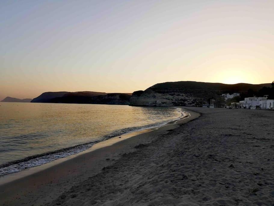 El Playaiso De Aguamarga Apartment Агуа Амарга Екстериор снимка